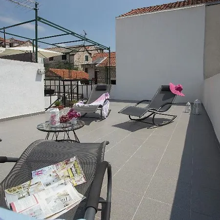Alma Hotel 3*