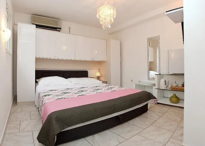 Hotel Alma
