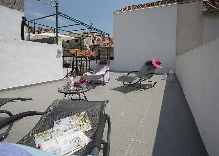 Alma Hotel 3*