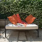 Alma Hotel