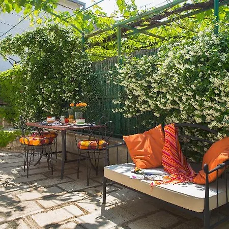 Hotel Alma 3*