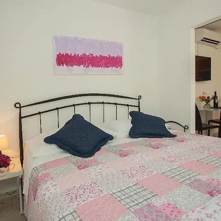 Hotel Alma 3*